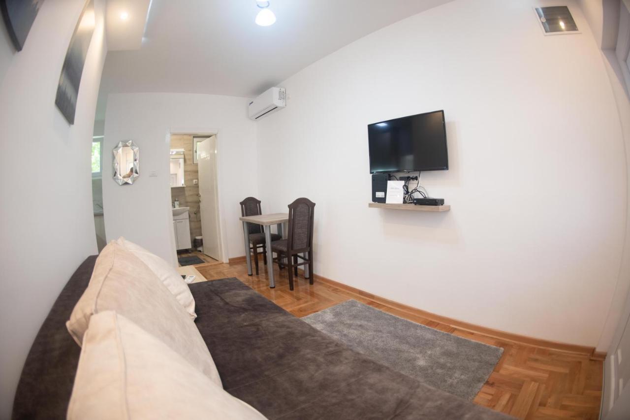 Apartman Tea 2 Βελιγράδι Εξωτερικό φωτογραφία