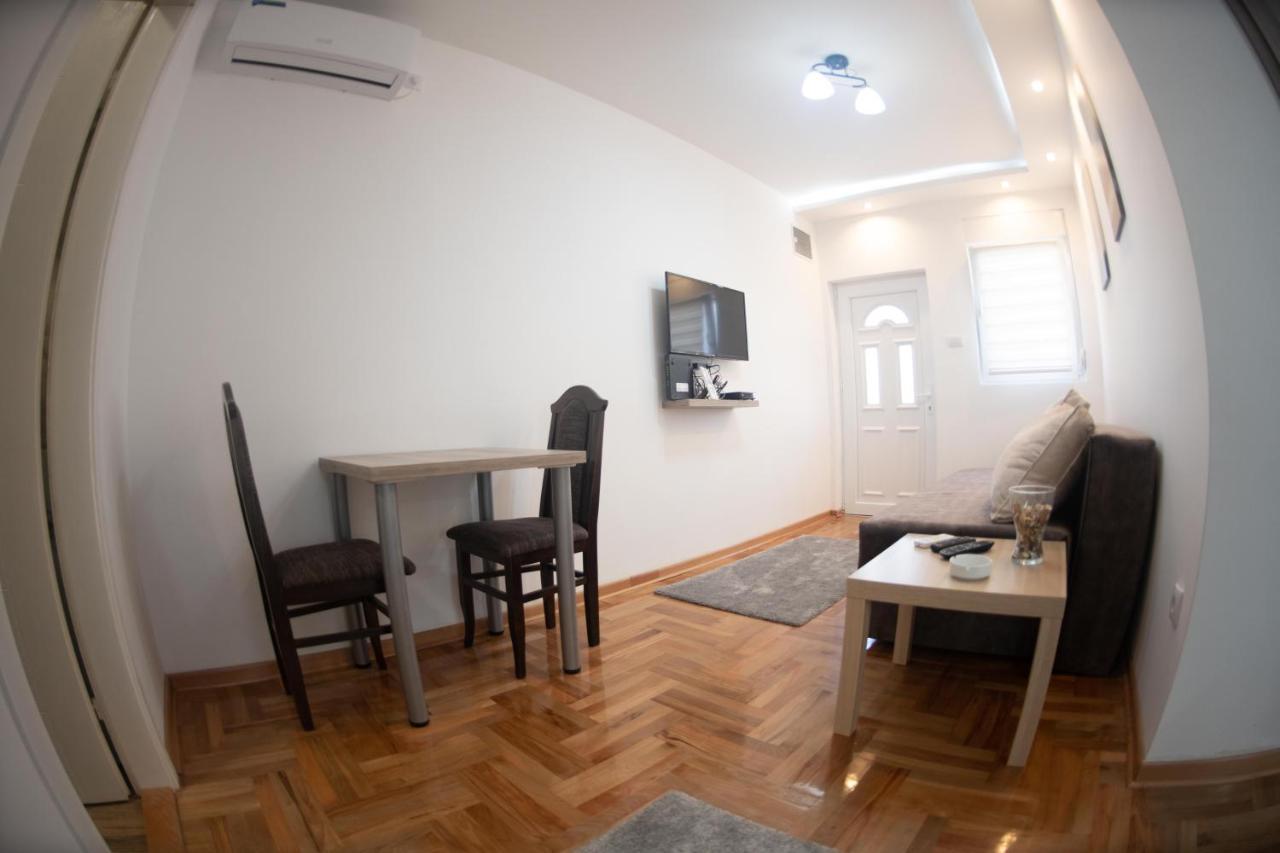 Apartman Tea 2 Βελιγράδι Εξωτερικό φωτογραφία