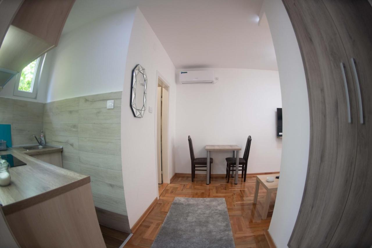 Apartman Tea 2 Βελιγράδι Εξωτερικό φωτογραφία